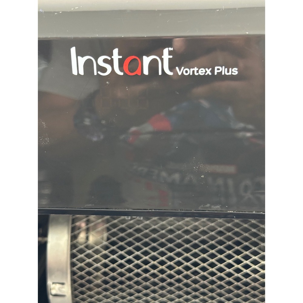 Instant Vortex Plus 10 Quart AirFryerOven 7-in-1 Rotisserie Black StainlessSteel - Picture 5 of 9